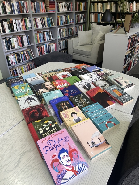 Podziękowanie za dary dla biblioteki